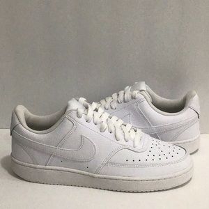 Nike court vision low sneaker shoes size 8.5 color white leather